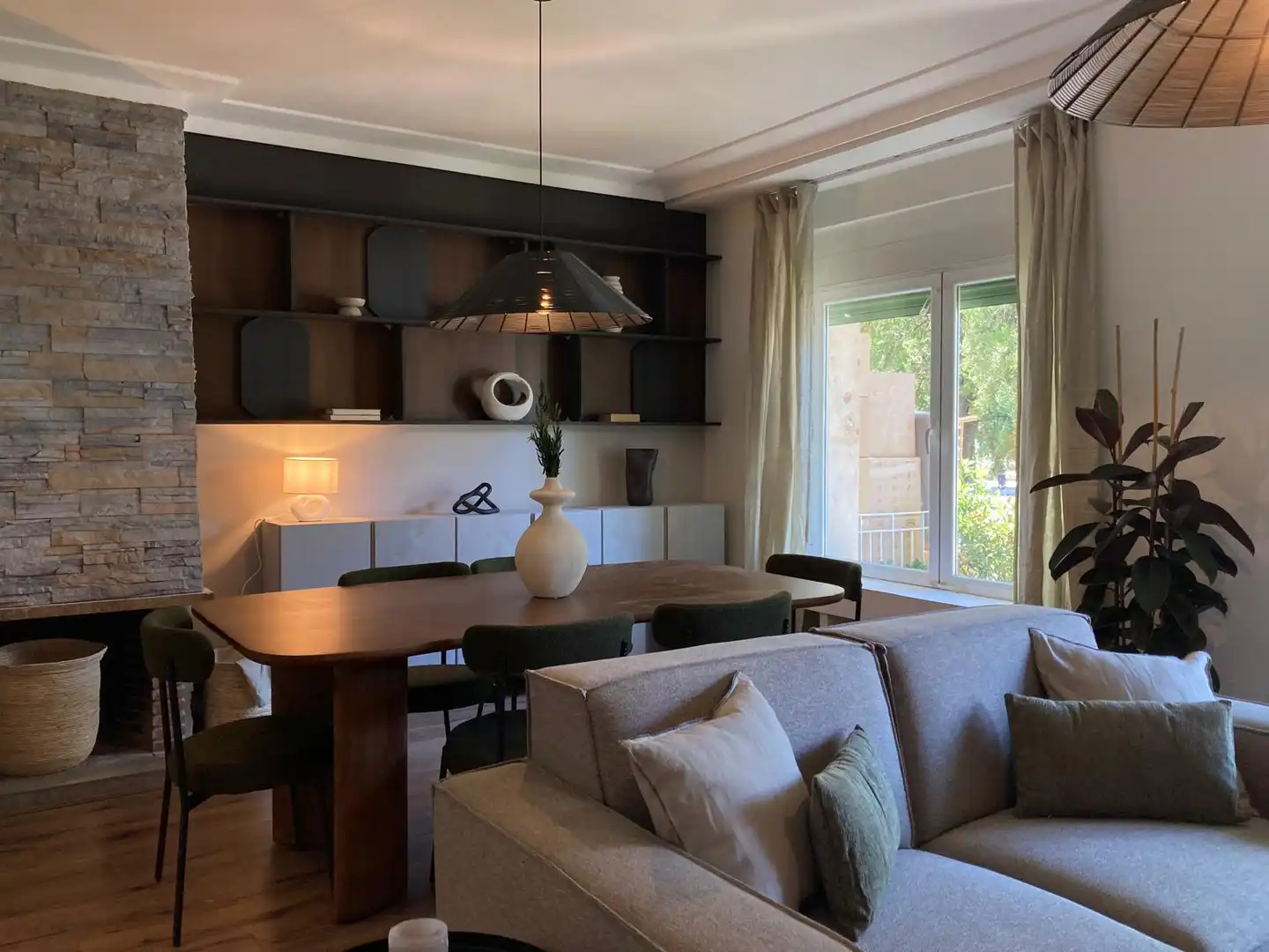 Sala d'estar de Apartament de lloguer en Madrid amb Aire condicionat, Calefacció i Moblat