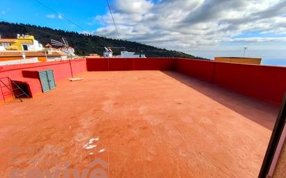 Vista exterior de Casa o xalet en venda en Santiago del Teide amb Terrassa i Moblat