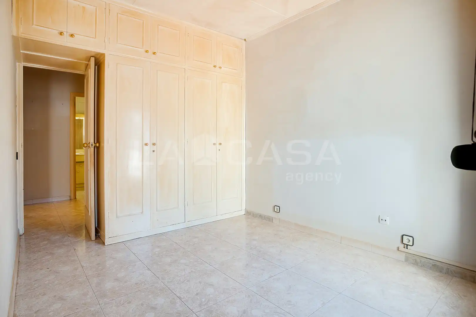 Attic for sale in Barcelona  with Terrace and Balcony