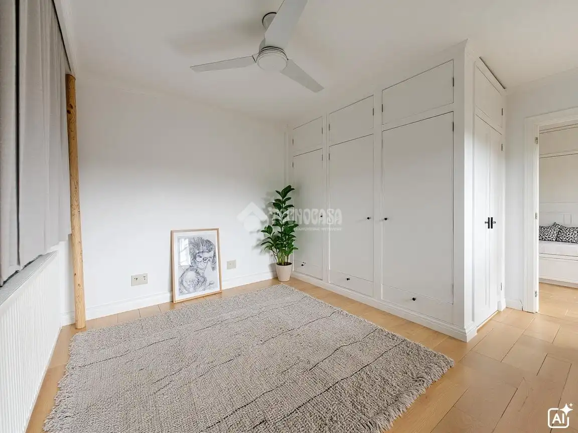 Habitación de Piso en venta en Málaga con Terraza y Piscina comunitaria