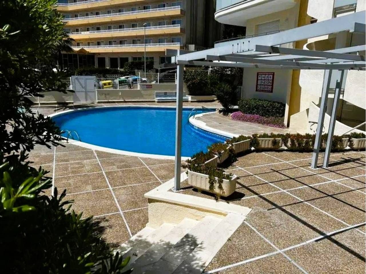 Piscina de Estudi en venda en Salou amb Aire condicionat, Calefacció i Moblat