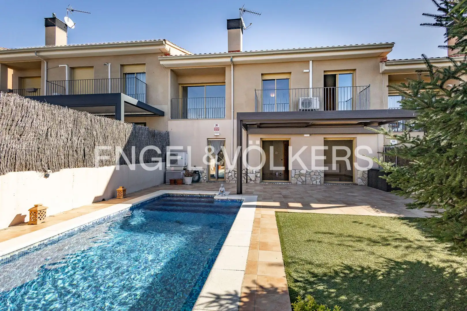 Vista exterior de Casa o chalet de alquiler en Collbató con Aire acondicionado, Calefacción y Jardín privado