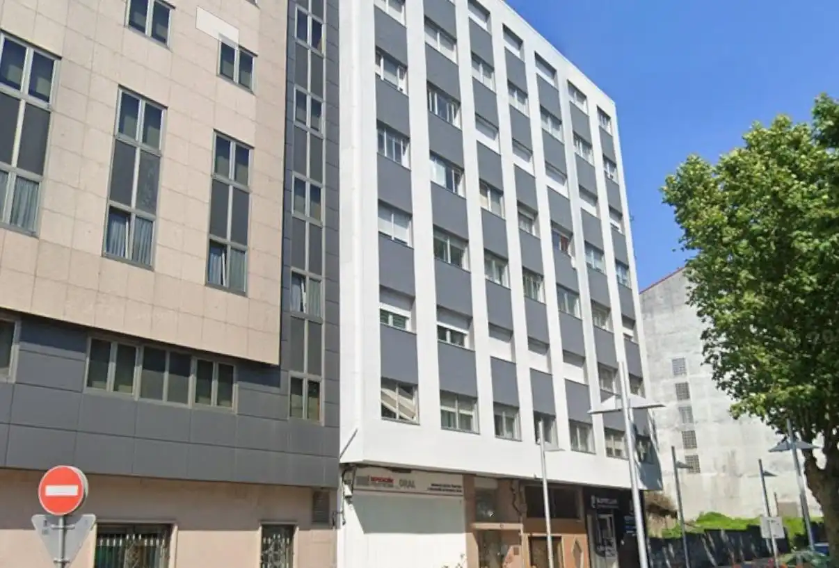 Außenansicht von Wohnung zum Verkauf in Pontevedra Capital  mit Privatgarten