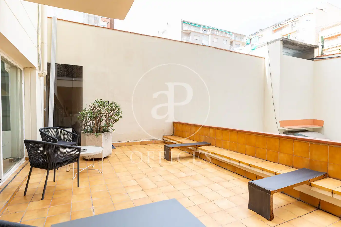 Terrassa de Oficina de lloguer en Eixample