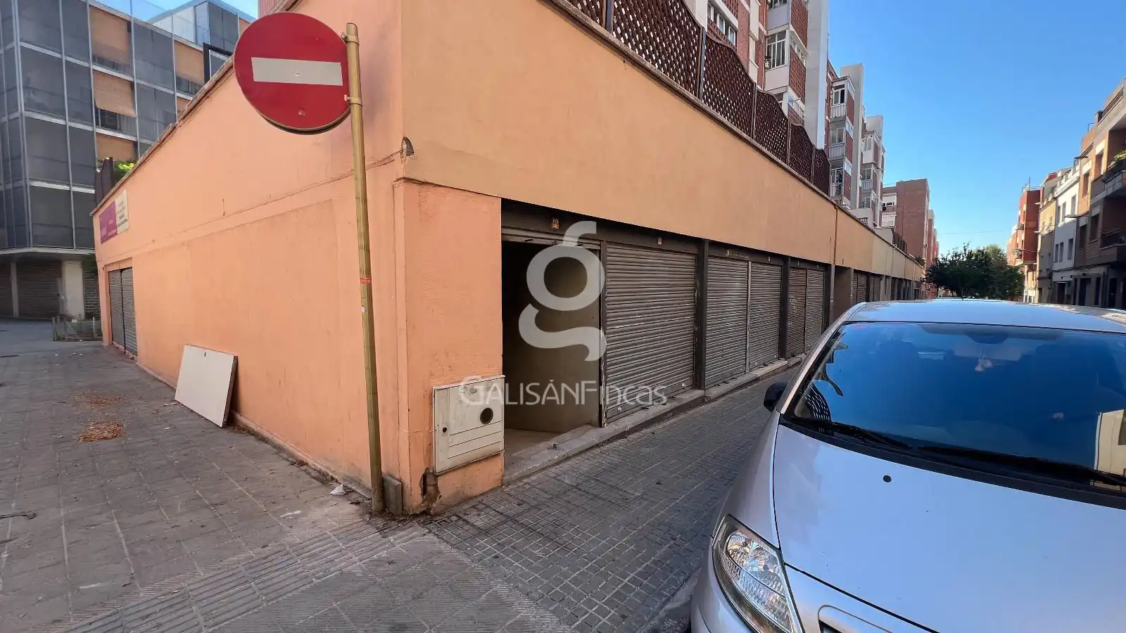 Aparcament de Traster de lloguer en Cornellà de Llobregat