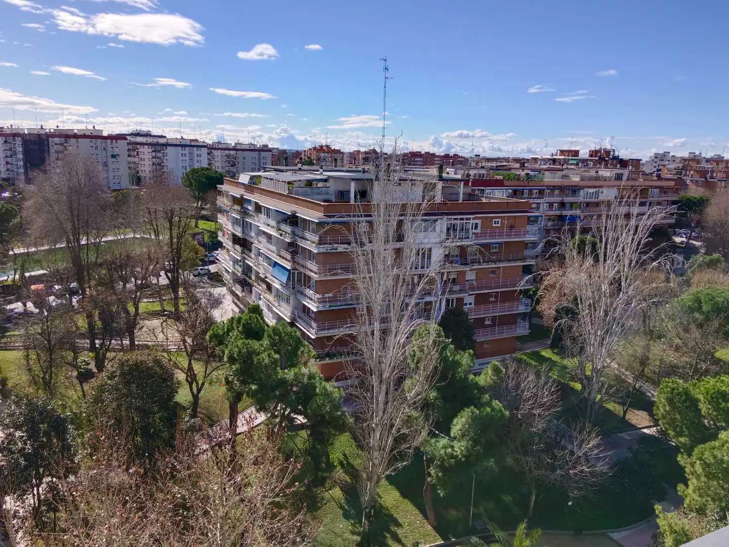 Habitación en Calle Pintor Velazquez, Norte - Universidad