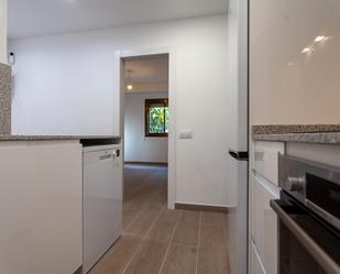 Kitchen of Flat for sale in L'Hospitalet de Llobregat  with Air Conditioner, Heating and Furnished