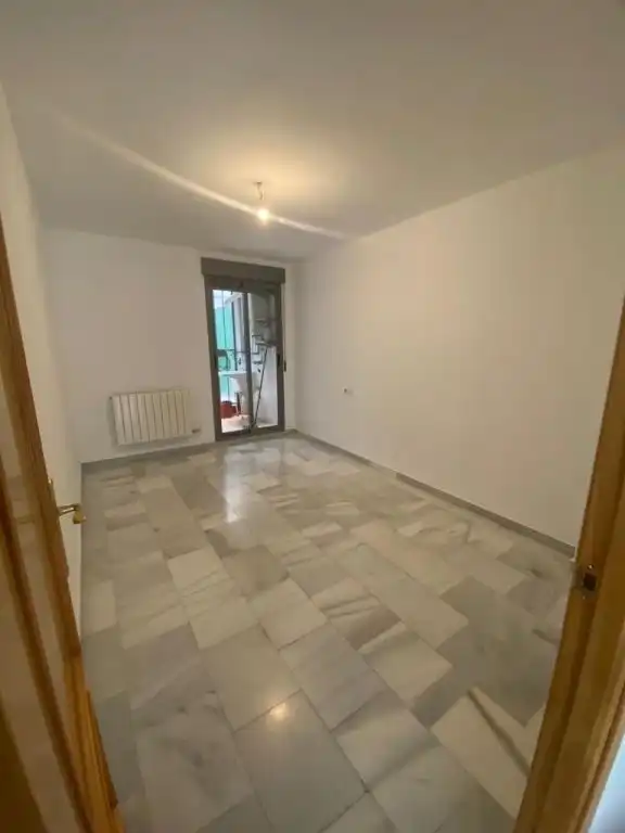 Habitación de Apartamento de alquiler en Armilla con Calefacción y Piscina comunitaria