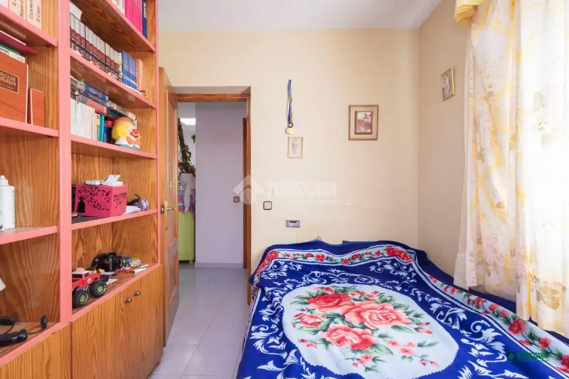 Dormitori de Casa adosada en venda en Níjar amb Aire condicionat