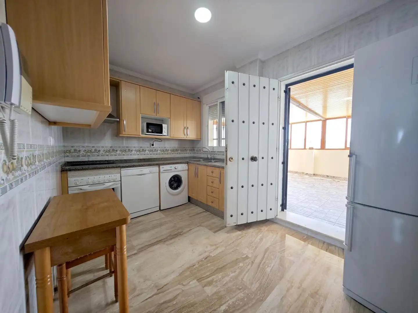 Kitchen of Flat for sale in Chiclana de la Frontera  with Air Conditioner and Terrace