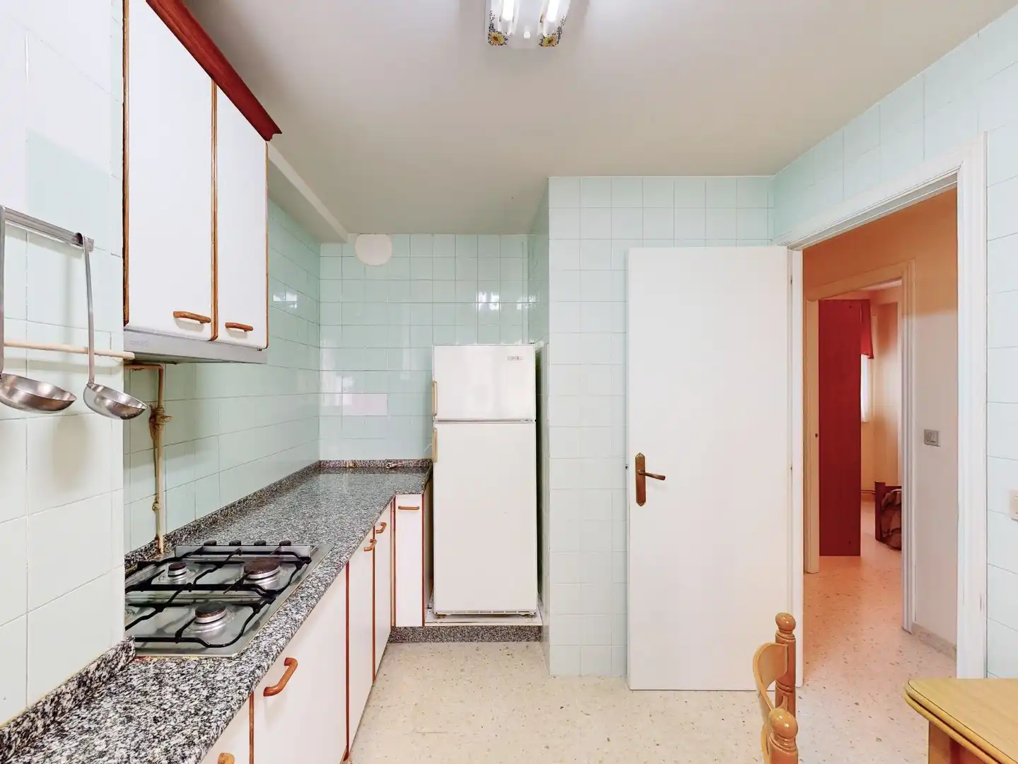 Cocina de Piso en venta en Foz con Calefacción, Trastero y Amueblado