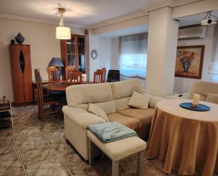 Flat for sale in Parque de la Bombilla