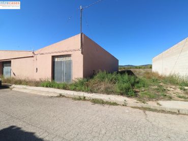 Nau industrial en venda a Utiel
