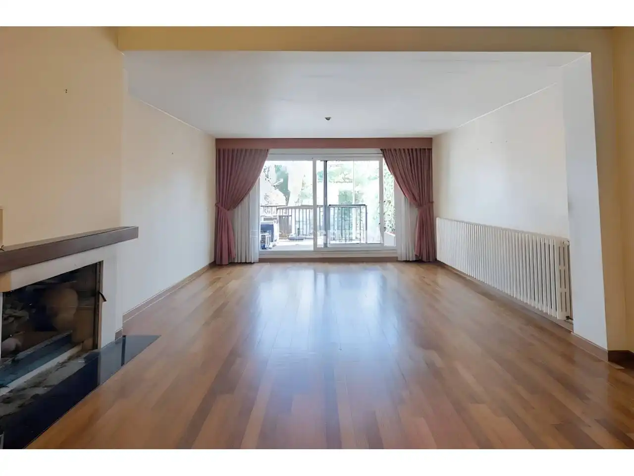 Sala de estar de Casa o chalet en venta en Matadepera con Aire acondicionado, Calefacción y Jardín privado