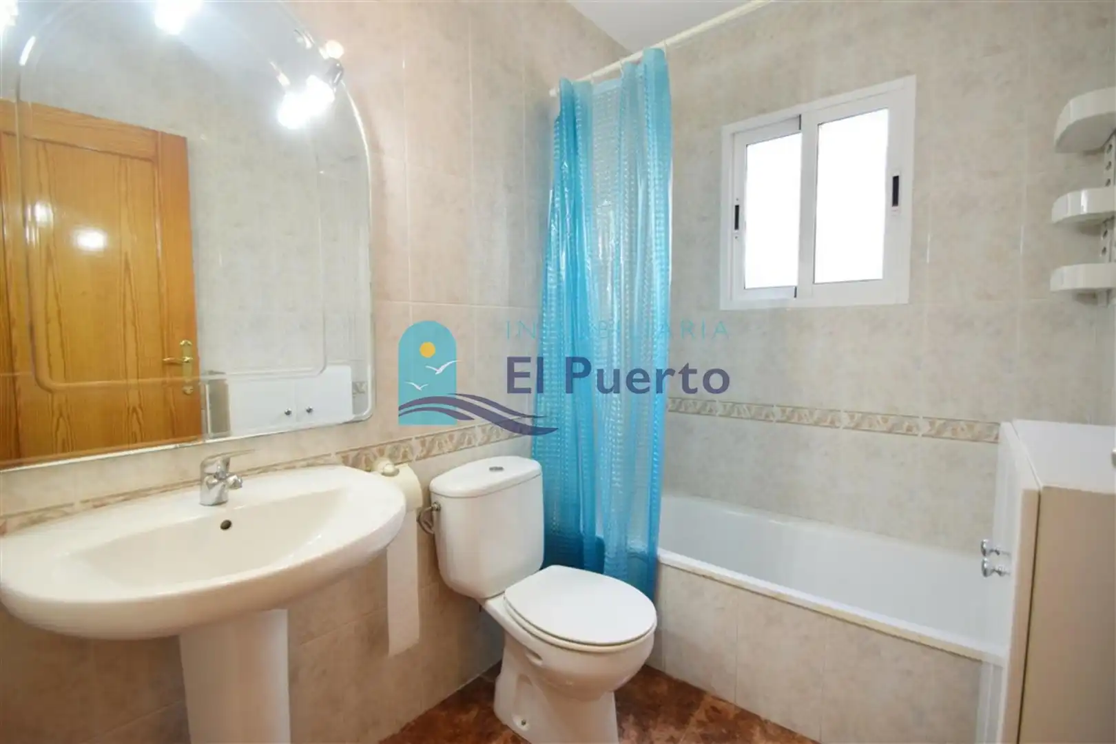 Bathroom of Flat for sale in Puerto de Mazarrón