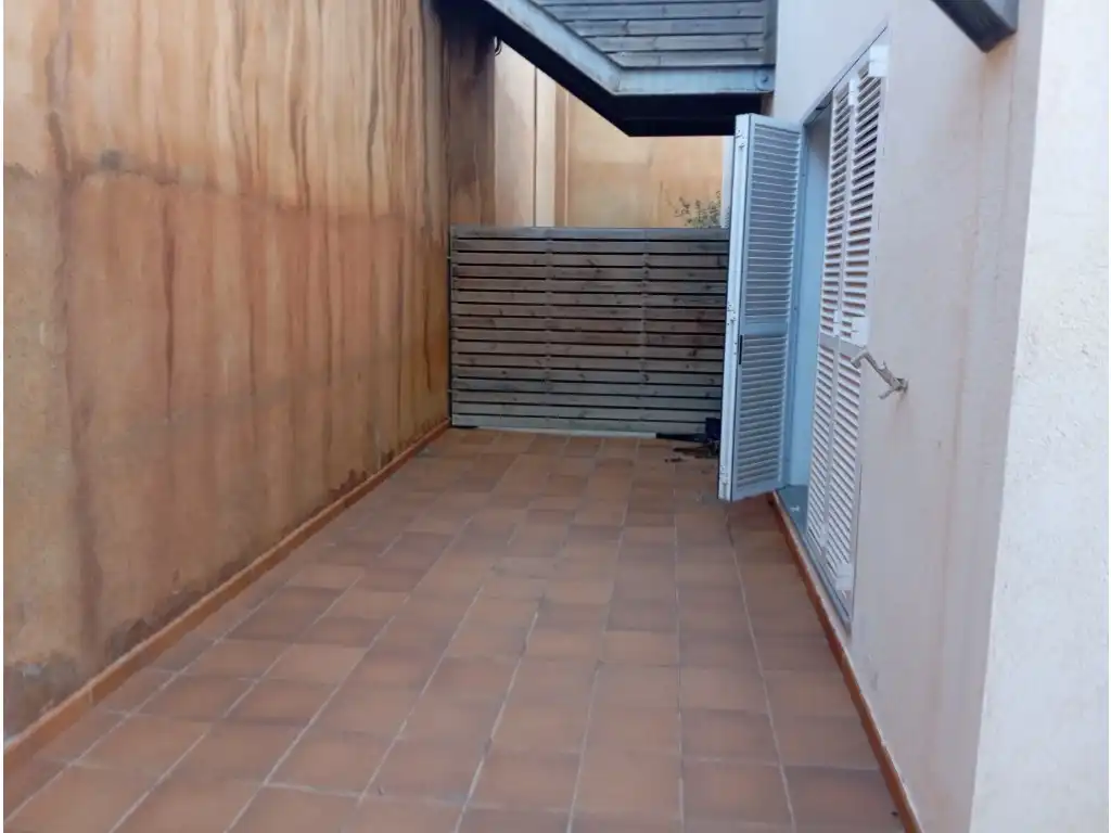 Wohnung mit Aufzug zum Verkauf in Calle Banyoles, imagen 3