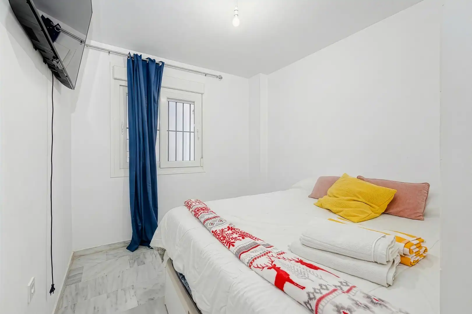 Habitación de Ático en venta en Mijas con Calefacción, Jardín privado y Balcón