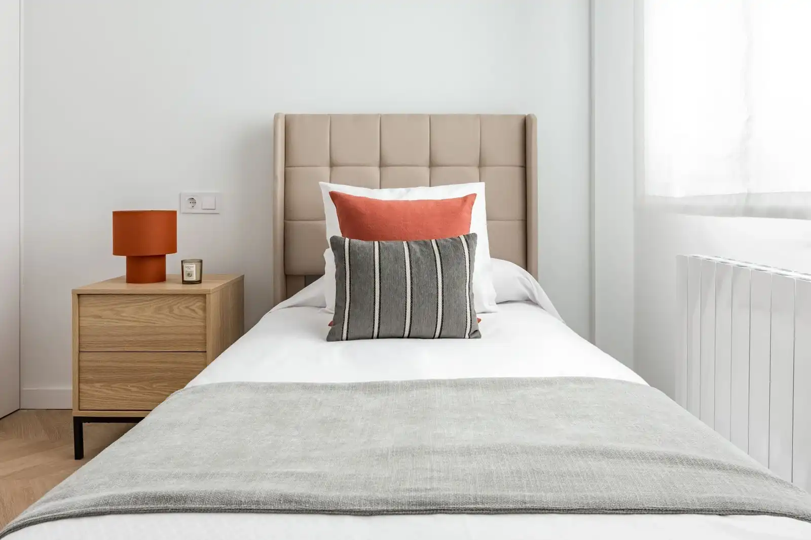 Bedroom of Apartments for rent in Madrid  with Air Conditioner, Heating and Furnished