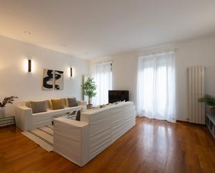 Living room of Flat to rent in  Madrid Capital  with Parquet flooring