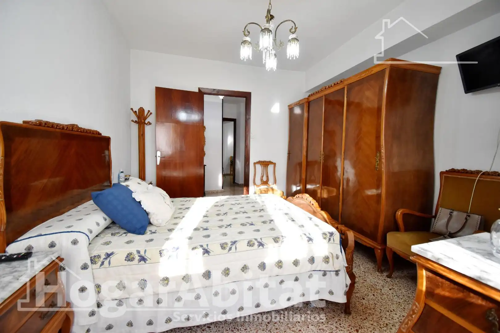 Habitación de Piso en venta en Oliva con Terraza, Amueblado y Balcón