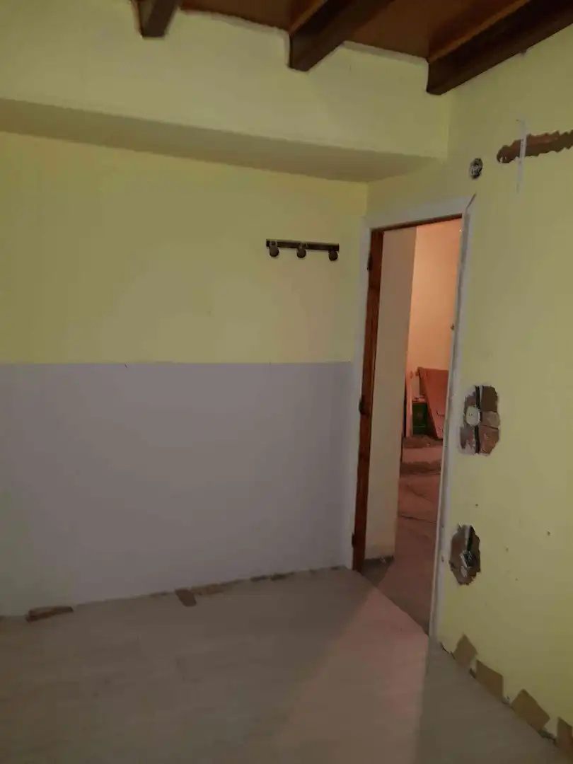 Houses for sale in Casasola de Arión  with Balcony
