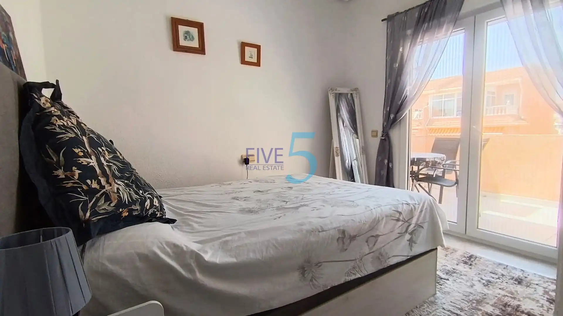 Casa adosada en venta en Doña Pepa