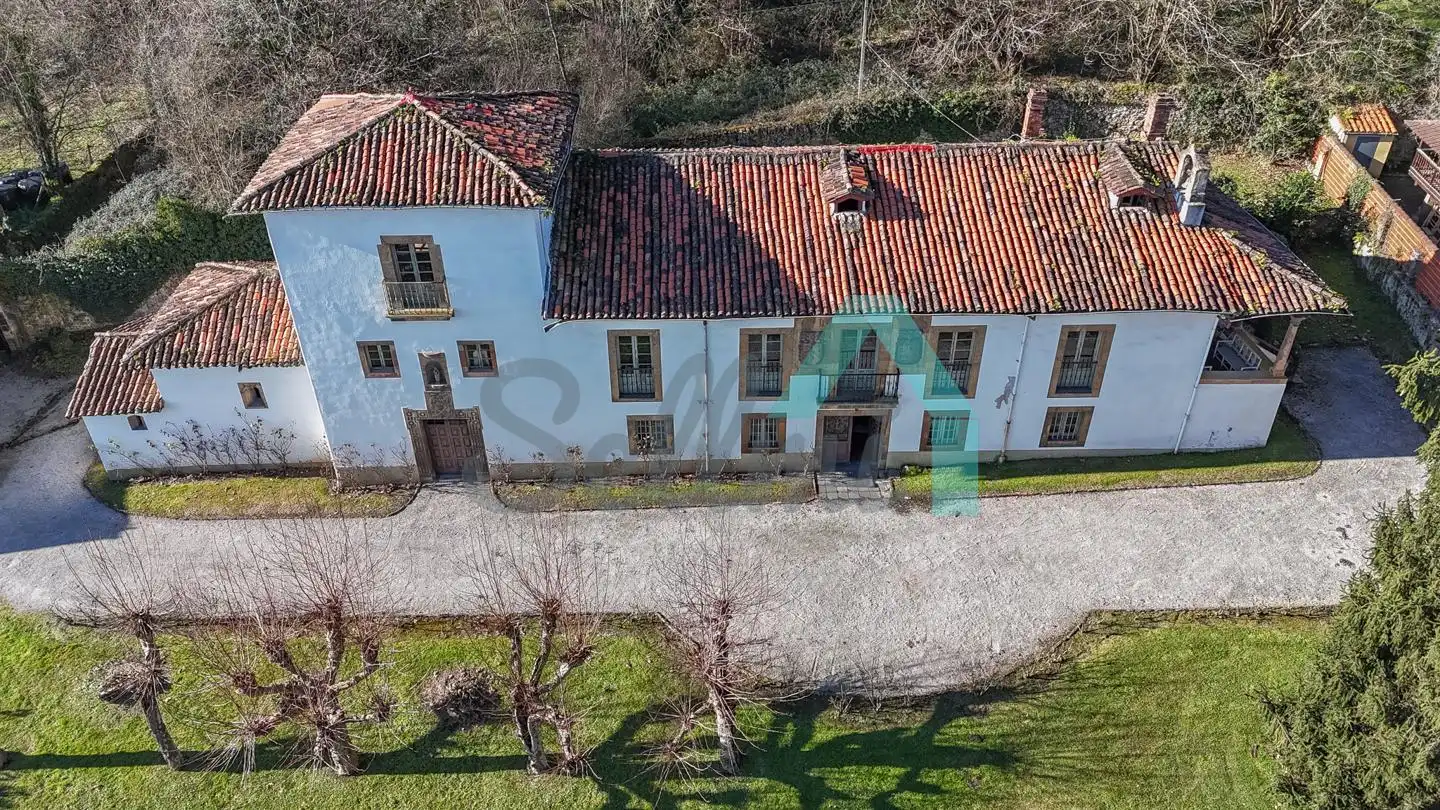 Vista exterior de Casa o chalet en venta en Oviedo  con Jardín privado y Balcón