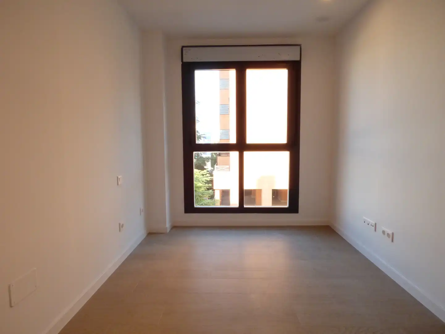 Bedroom of Flat for rent in Madrid  with Air Conditioner, Heating and Private garden