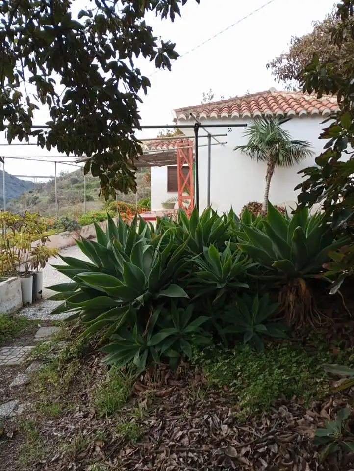 Casa rústica con jardín en venta en El Rescate - Río Seco, imagen 2