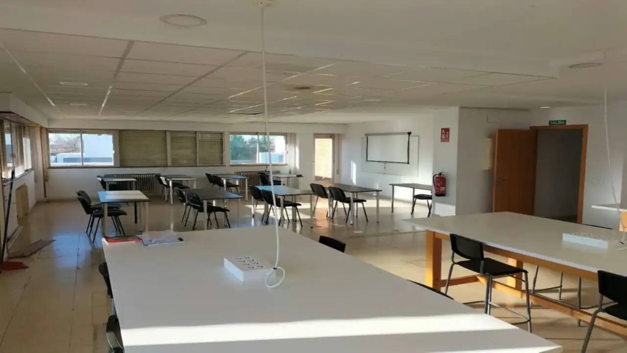 Gebäude zur Miete in Villaquilambre