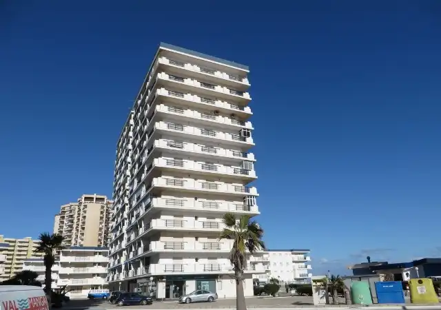 Vista exterior de Piso en venta en La Manga del Mar Menor