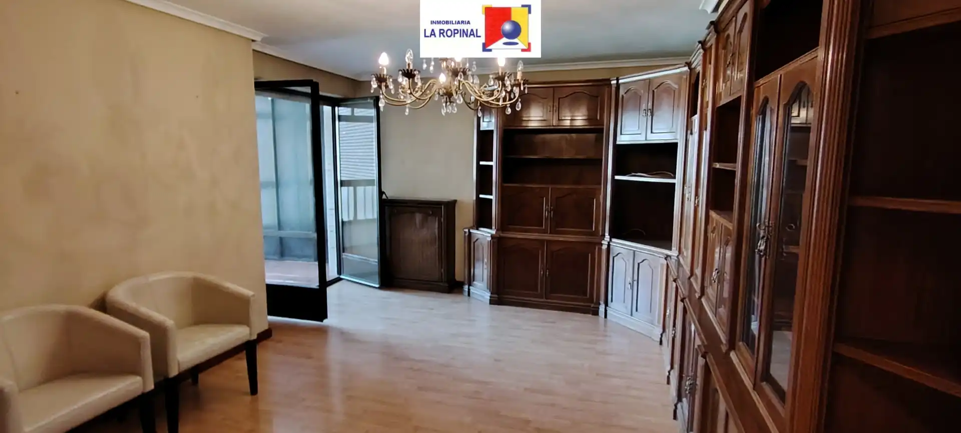 Living room of Flat for sale in Salamanca  with Heating, Parquet flooring and Terrace
