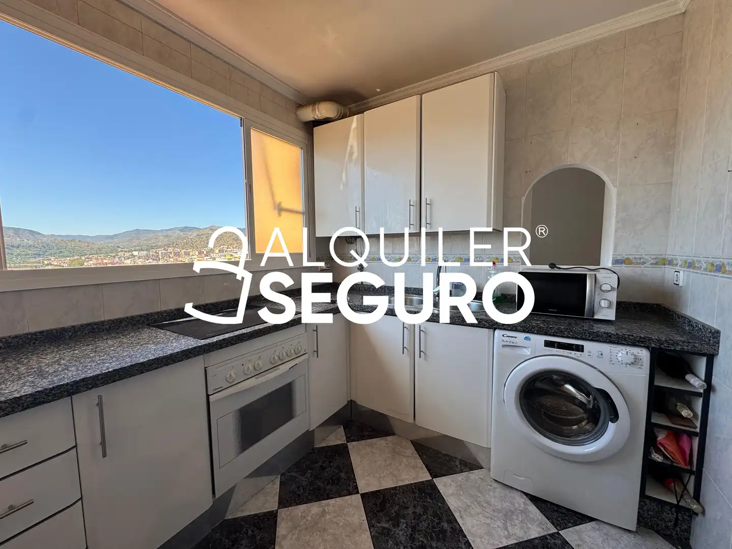 Kitchen of Flat for rent in Málaga  with Heating, Terrace and Furnished