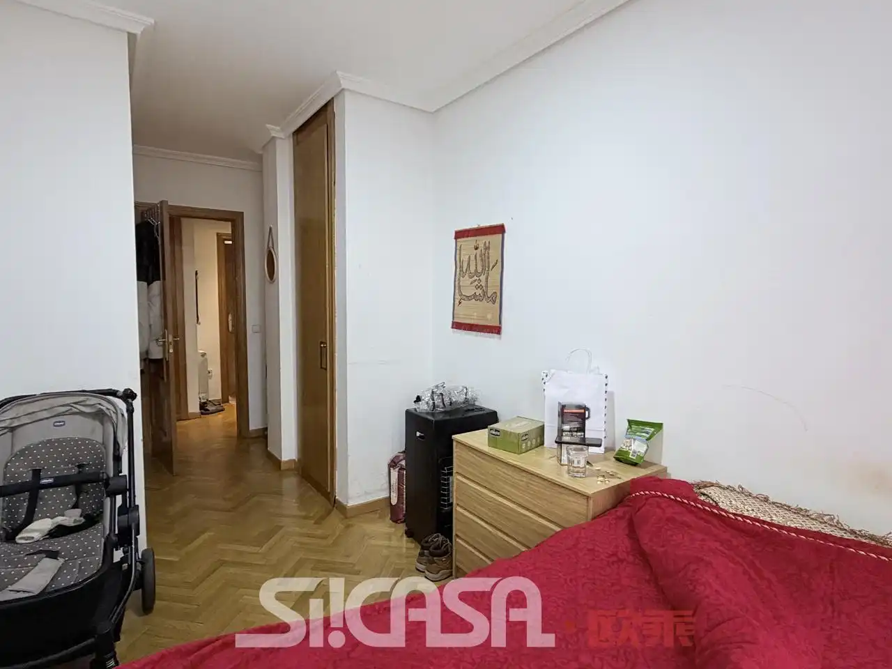 Bedroom of Flat for sale in Parla  with Air Conditioner and Storage room