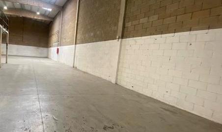 Foto 2 von Fabrikhallen zur Miete in Santa Perpètua de Mogoda, Barcelona