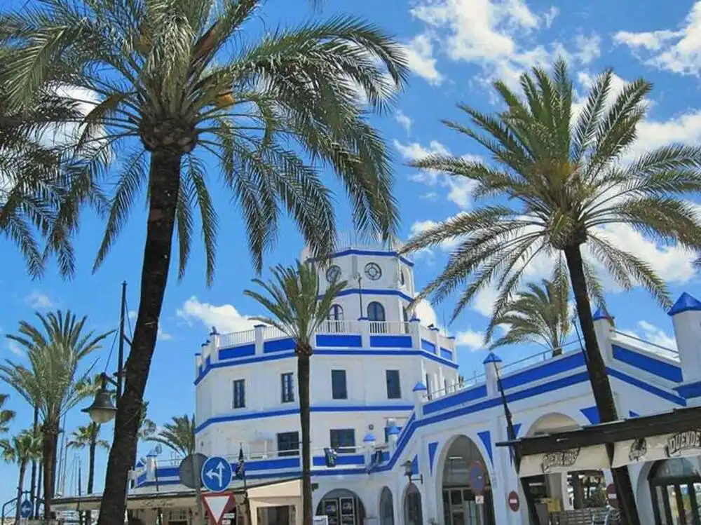 Exterior view of Houses for rent in Estepona  with Air Conditioner, Heating and Private garden