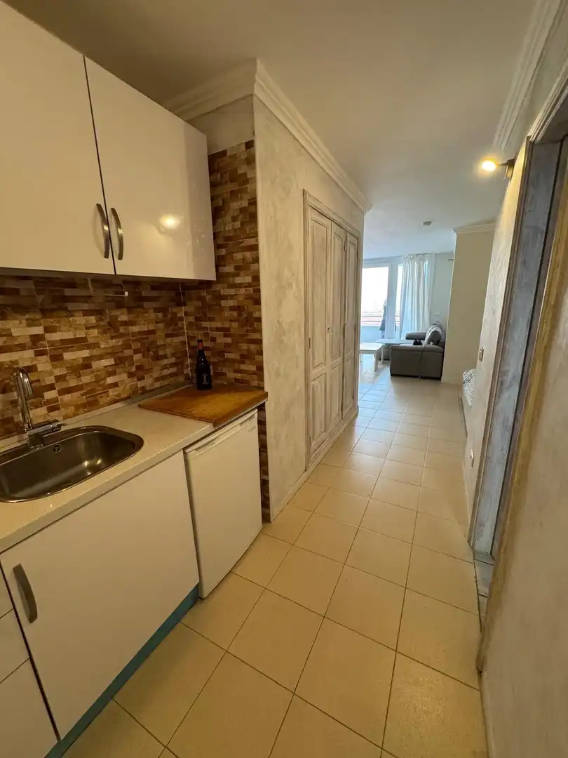 Küche von Wohnung zum Verkauf in San Miguel de Abona mit Privatgarten, Terrasse und Möbliert