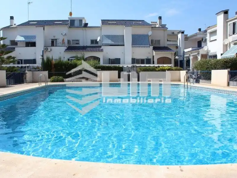 Schwimmbecken von Maisonette zum Verkauf in Canet d'En Berenguer mit Klimaanlage, Heizung und Terrasse