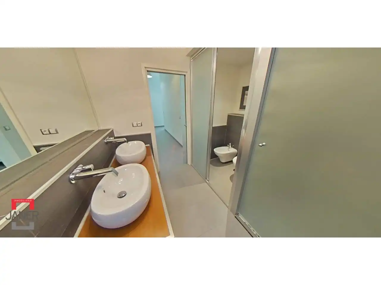 Bathroom of Lofts for sale in Sevilla