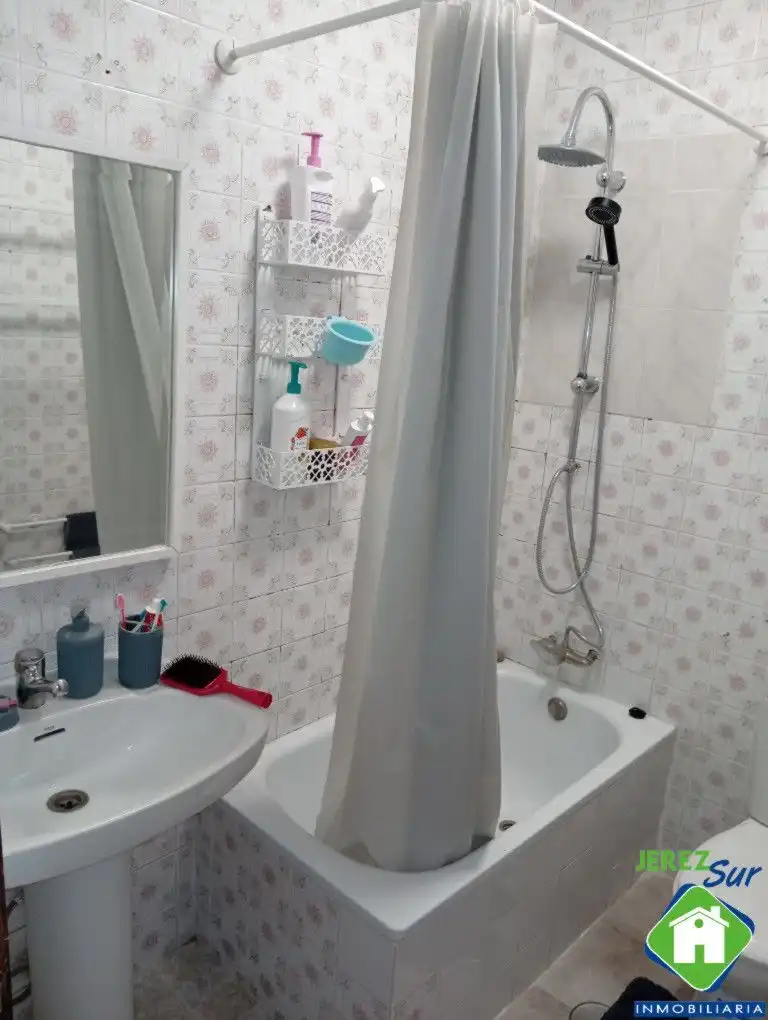 Bathroom of Country homes for sale in Jerez de la Frontera  with Air Conditioner and Heating