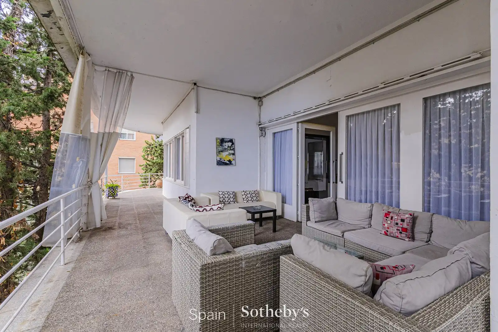 Terrassa de Casa o xalet en venda en Barcelona amb Aire condicionat, Calefacció i Jardí privat