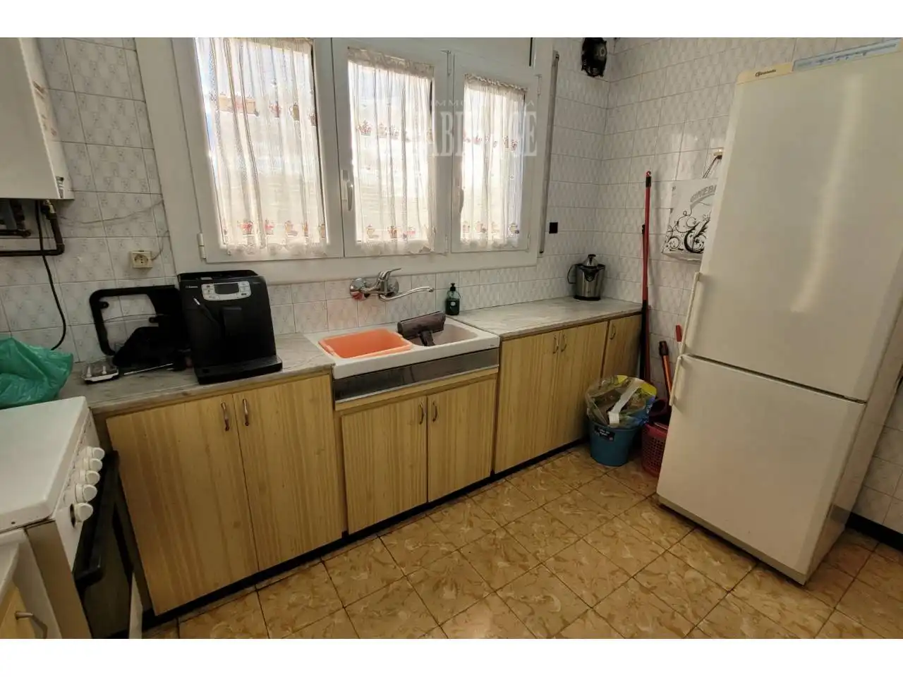 Cocina de Piso en venta en Torelló con Calefacción, Trastero y Balcón
