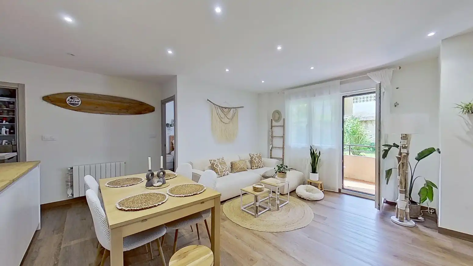Sala d'estar de Pis en venda en Suances amb Jardí privat i Balcó