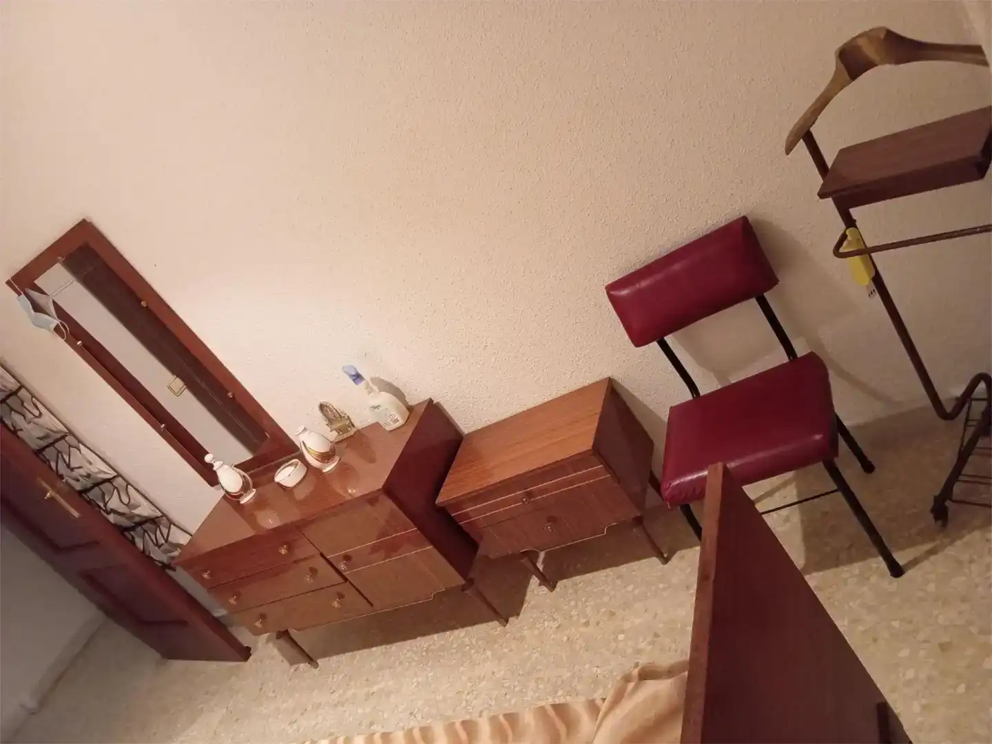 Dormitori de Pis en venda en Valdepeñas de Jaén amb Aire condicionat i Balcó