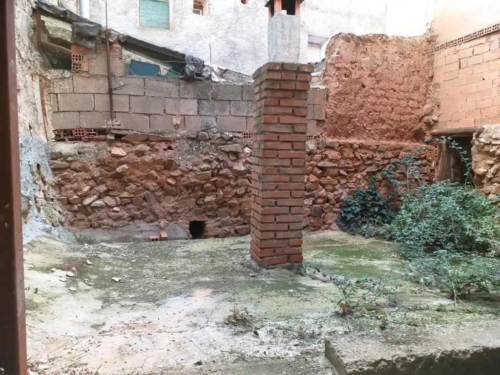 Casa adosada en venda en Olvés