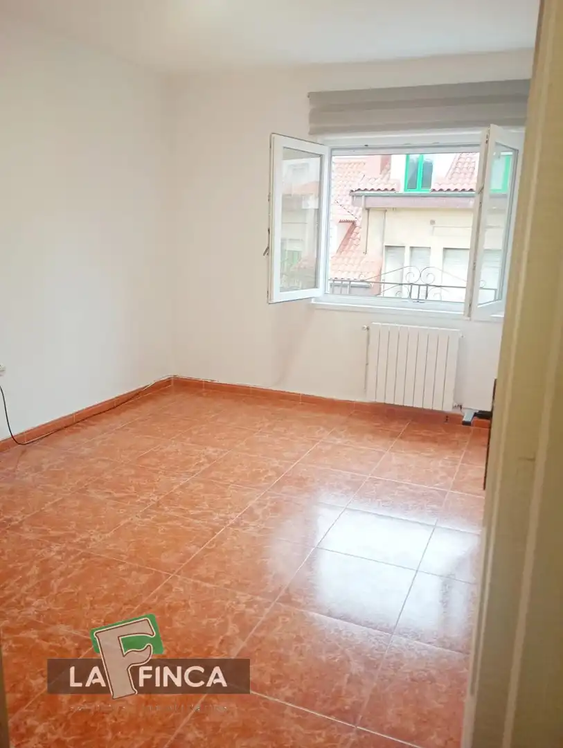 Schlafzimmer von Wohnung zum Verkauf in Llanera mit Heizung