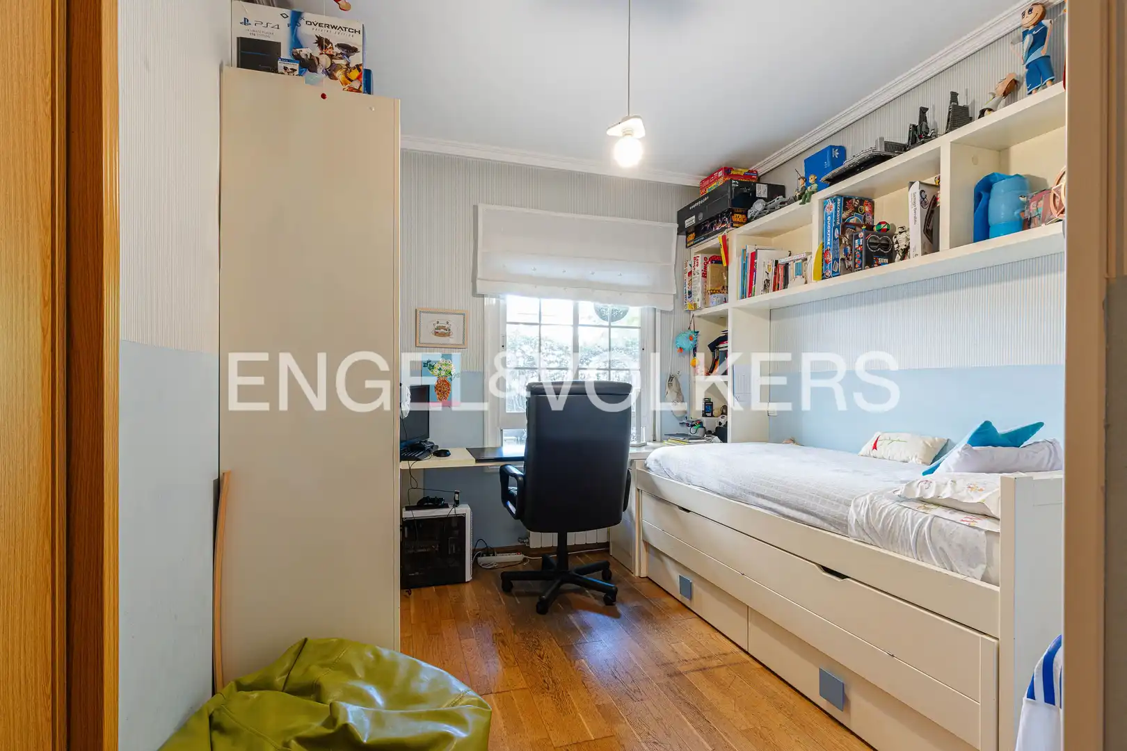 Schlafzimmer von Wohnung zum Verkauf in Majadahonda mit Heizung, Privatgarten und Parkett
