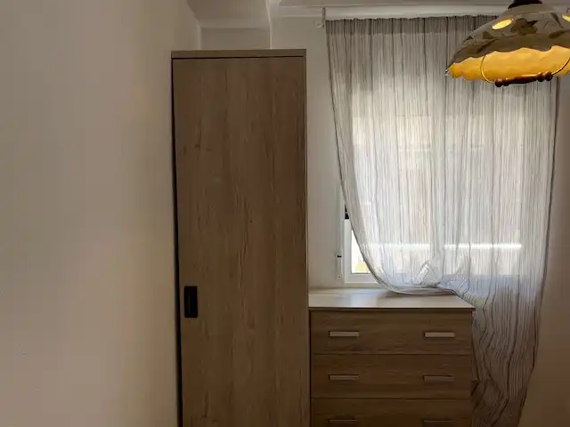 Habitación de Apartamento en venta en Guardamar del Segura con Aire acondicionado, Amueblado y Lavadora