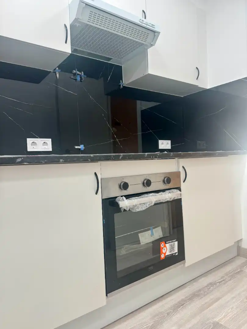 Cocina de Piso en venta en Cornellà de Llobregat