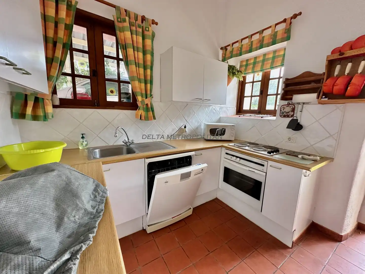 Kitchen of Country homes for sale in Granadilla de Abona  with Air Conditioner, Terrace and Storage room